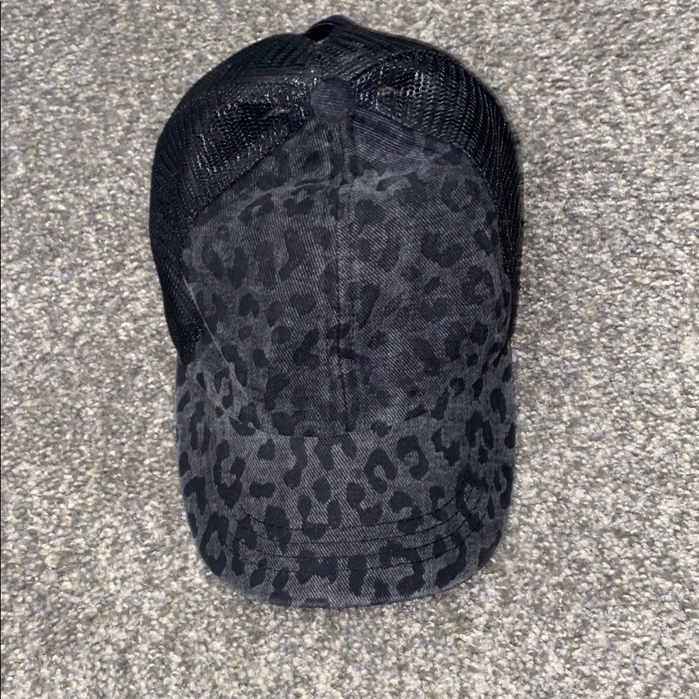 CC Boutique Black Leopard Print Hat
